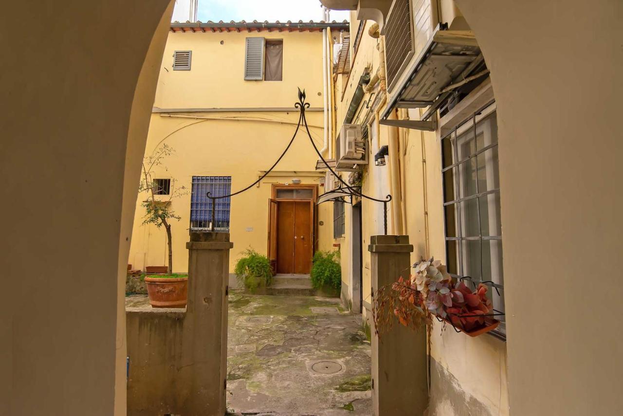 Casa Medici Riccardi - 50Mt Da Piazza Duomo Lägenhet Florens Exteriör bild