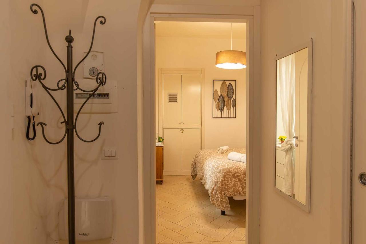 Casa Medici Riccardi - 50Mt Da Piazza Duomo Lägenhet Florens Exteriör bild